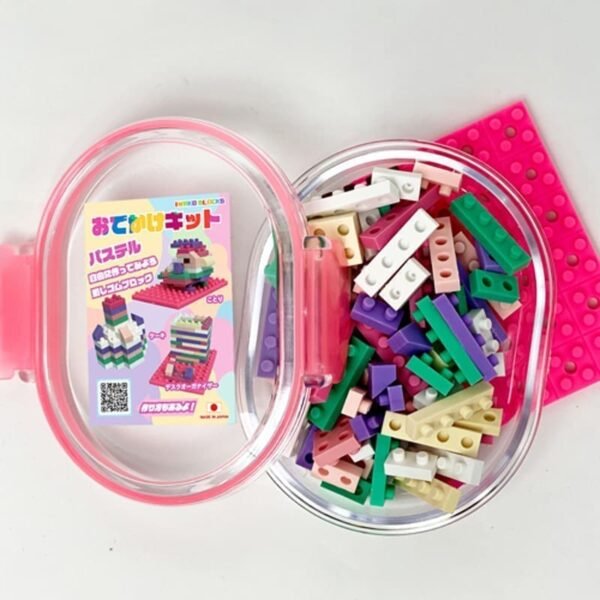 Karpomas IWAKO konstruktorius BENTO priešpiečių mini dėžutėje „Odekake Kit – Pastel” Blocks